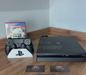 Ps4 Bundle, Two Controllers, 14 Games Loaded, Crisp Clear Action.