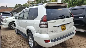 Toyota Land Cruiser Prado 2007 White