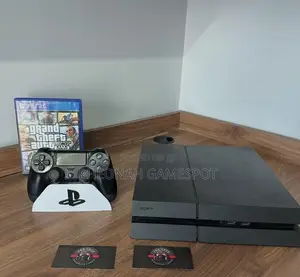 Ps4 Unit, Two Controllers, 12 Games Ready, Stable Fast Gameplay.