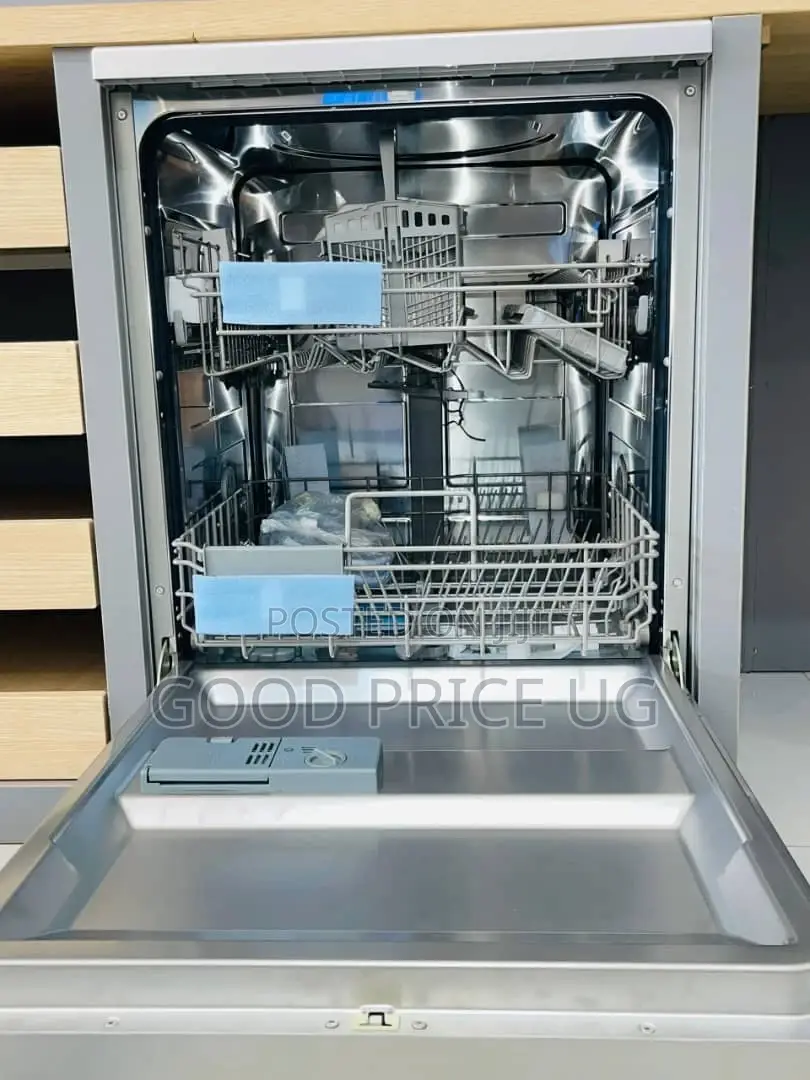 Midea Freestanding Dishwasher, Wqp13-5201g