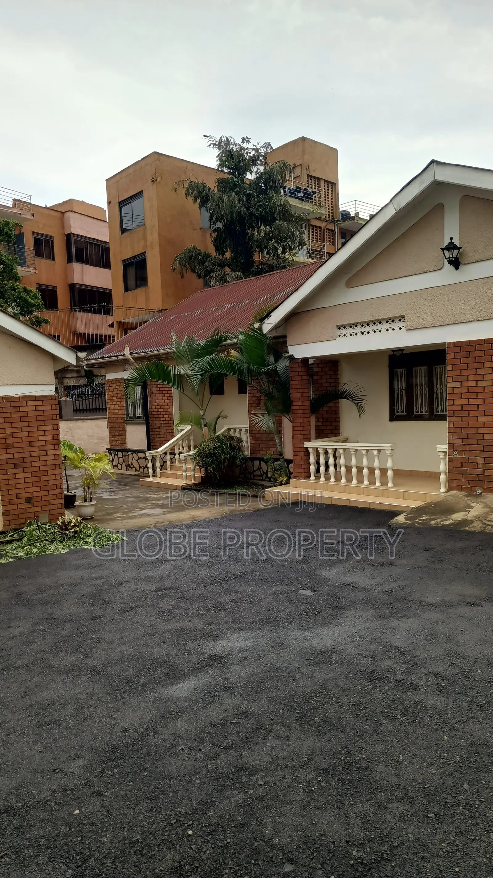 Furnished 4bedroom House for Rent Near Acacia Mall