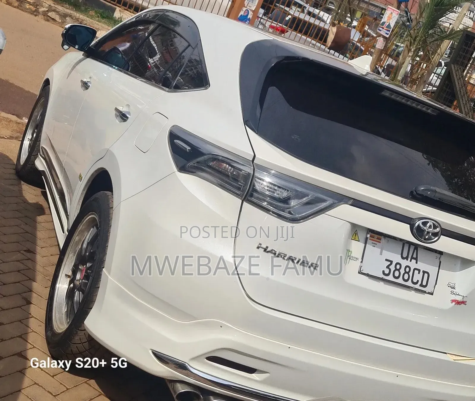 Toyota Harrier 2015