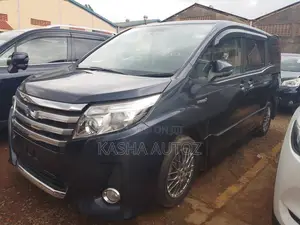 Toyota Noah 2016 Blue