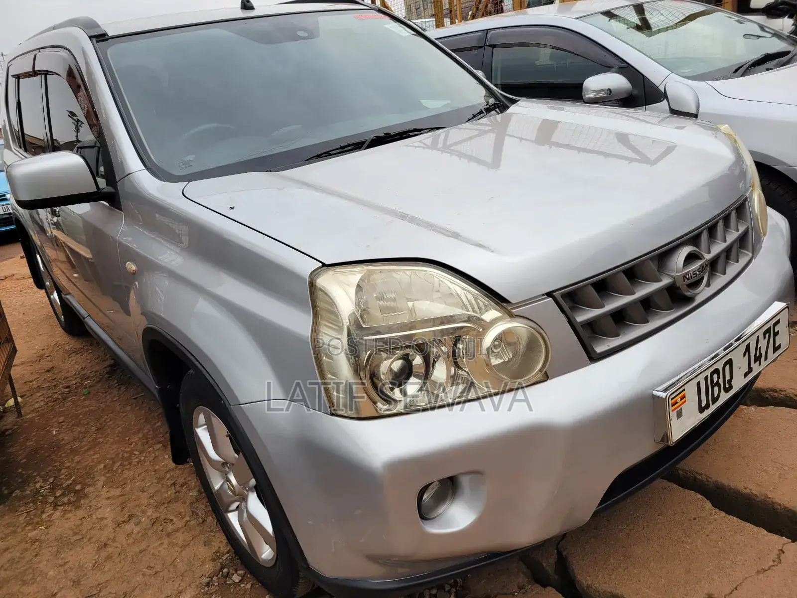 Nissan X-Trail 2.0 Petrol XE 2010 Silver