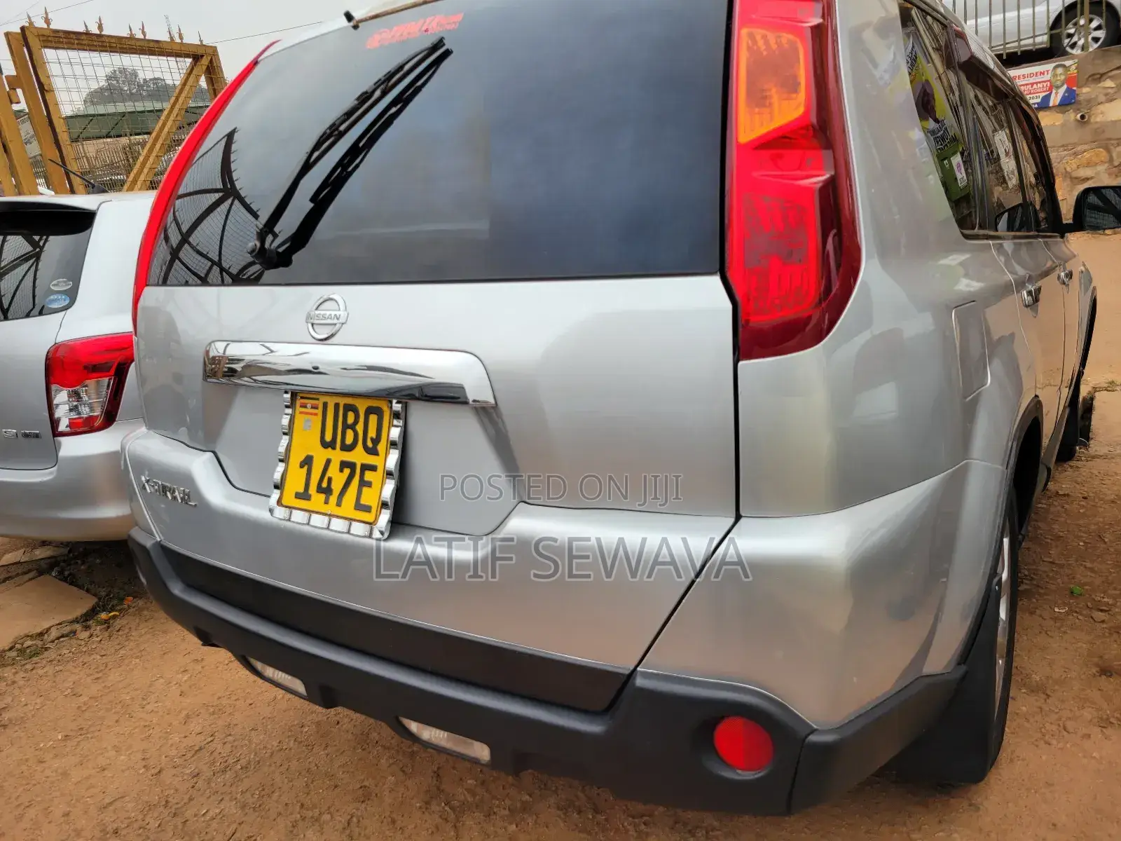 Nissan X-Trail 2.0 Petrol XE 2010 Silver