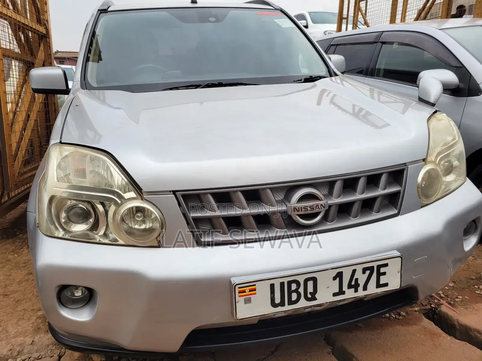 Nissan X-Trail 2.0 Petrol XE 2010 Silver