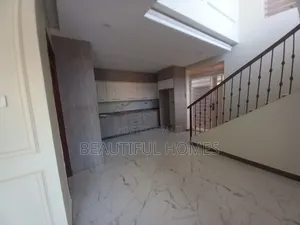 Furnished 4bdrm Duplex in Kira for sale
