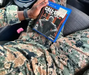 Call of Duty: Black Ops 3 Ps4 Game. Zombies/Multiplayer/Campaign