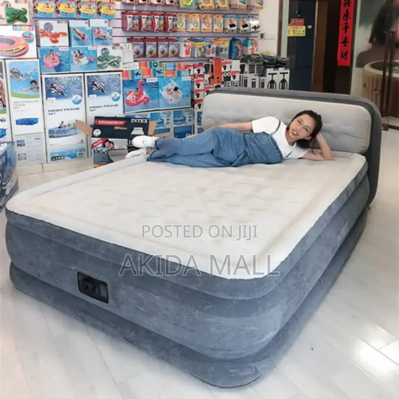 Intex Dura-Beam Ultra Plush Inflatable Air Mattress With a Headboard