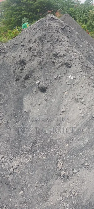 High Quality Black Soil Manure and Charcoal, More Nutrients,Less Water