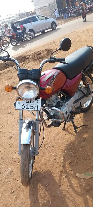 Bajaj Boxer 2024 Red
