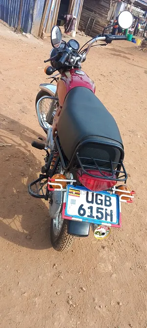 Bajaj Boxer 2024 Red