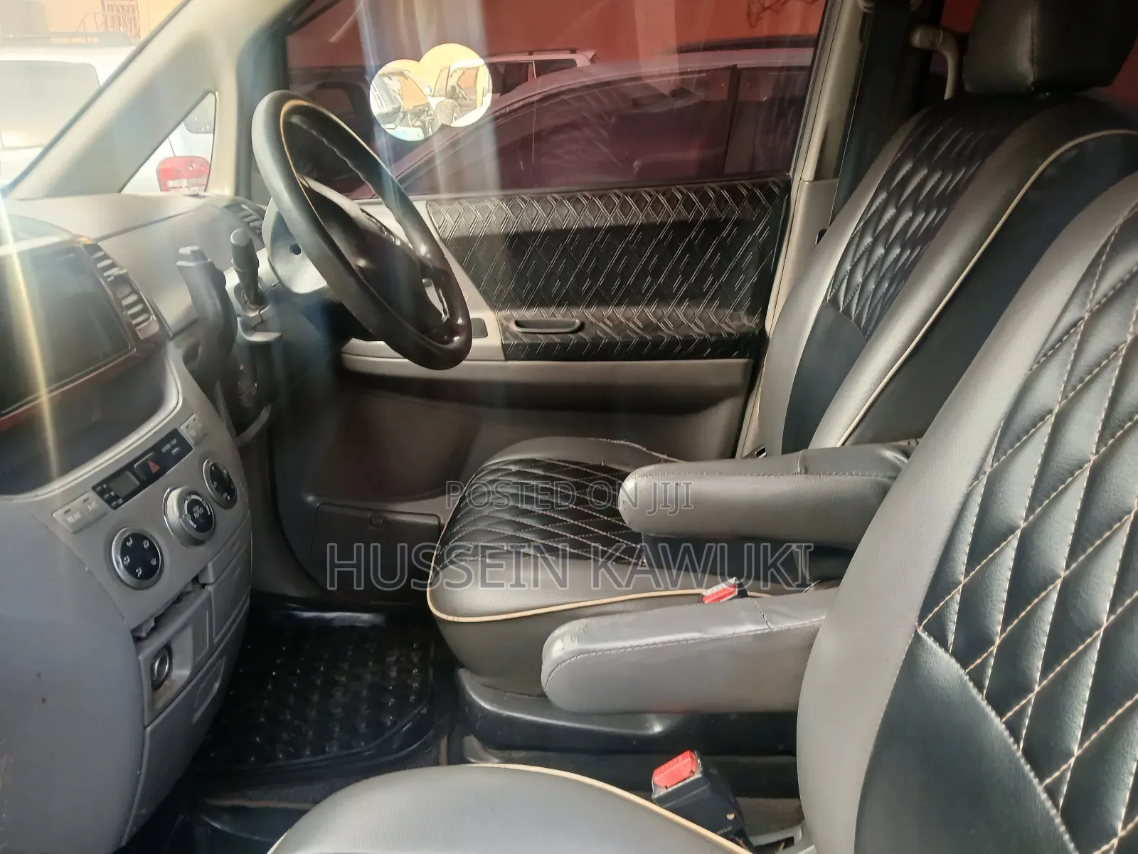 Toyota Noah 2003 Silver