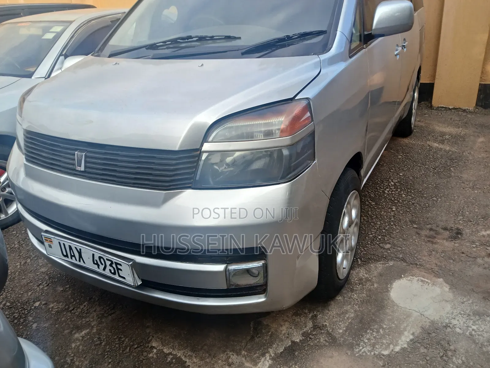 Toyota Noah 2003 Silver
