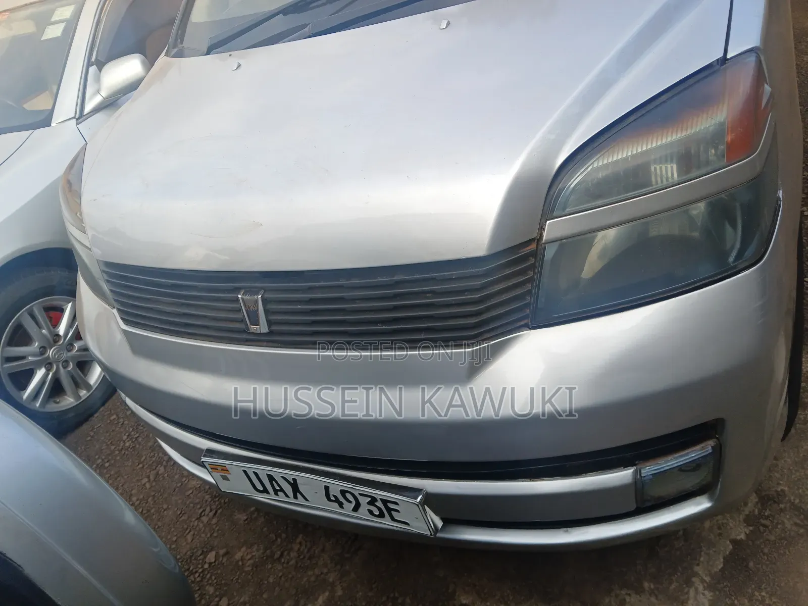 Toyota Noah 2003 Silver