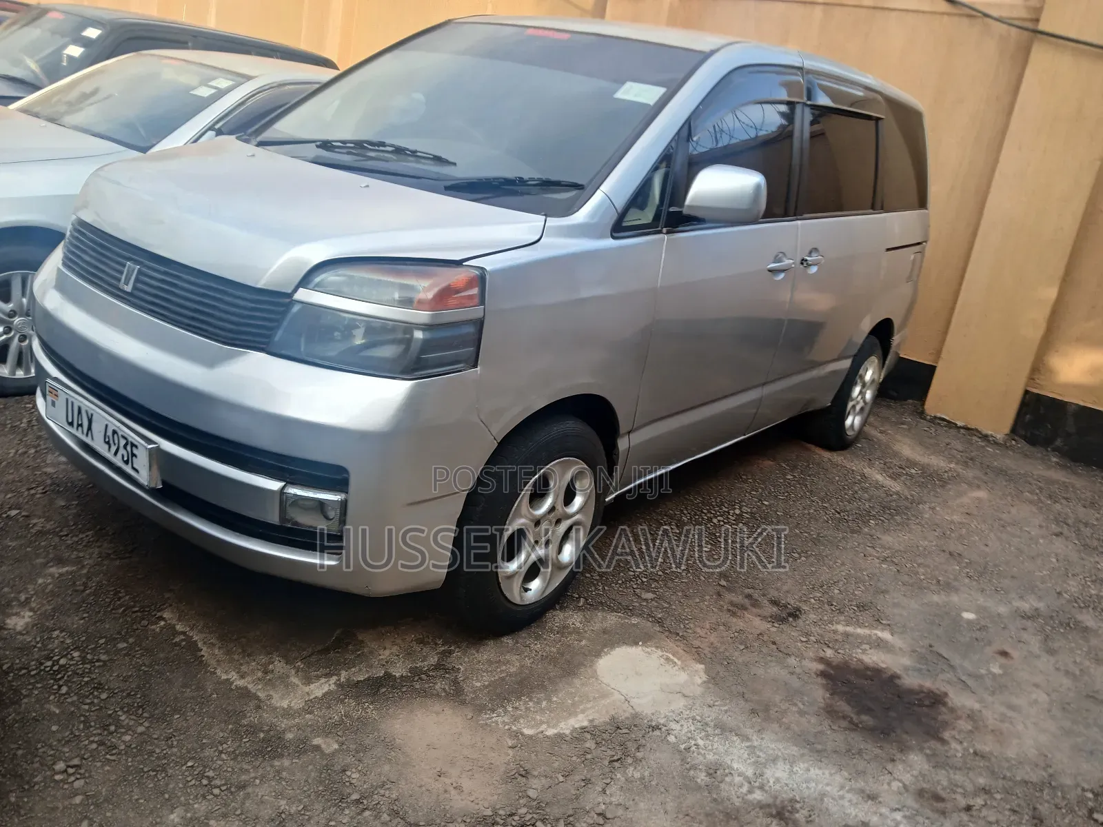 Toyota Noah 2003 Silver