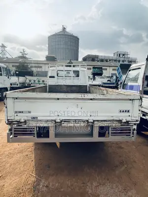 Canter Truck Small Head Long Chassis