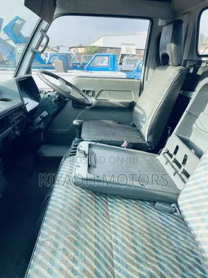 Canter Truck Small Head Long Chassis