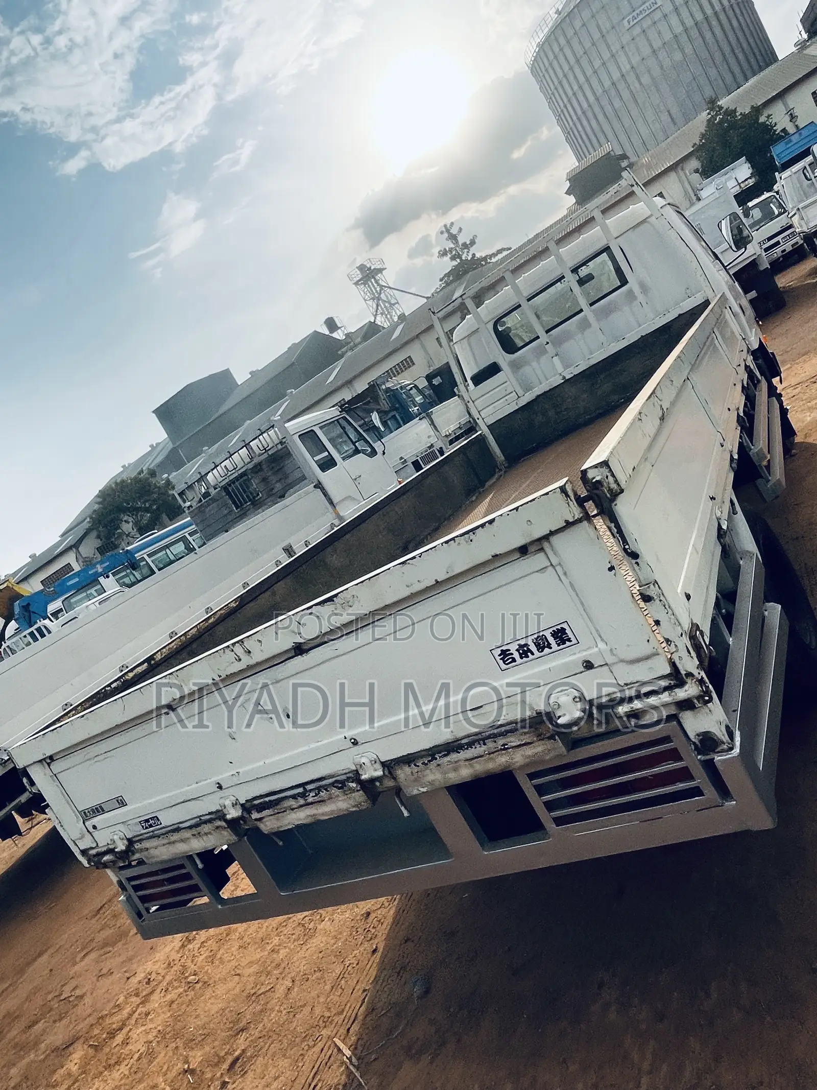 Canter Truck Small Head Long Chassis