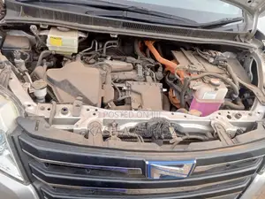 Toyota Noah 2016 Silver