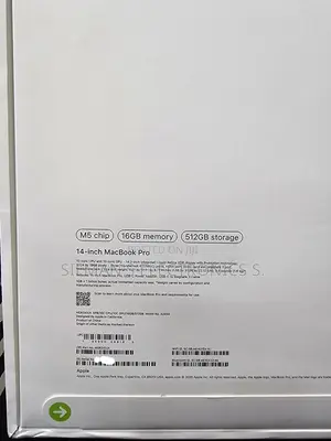 New Laptop Apple MacBook Pro 2025 M5 16GB Apple M5 SSD 512GB