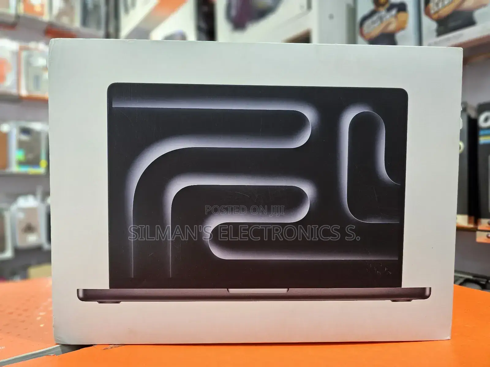 New Laptop Apple MacBook Pro 2025 M5 16GB Apple M5 SSD 512GB