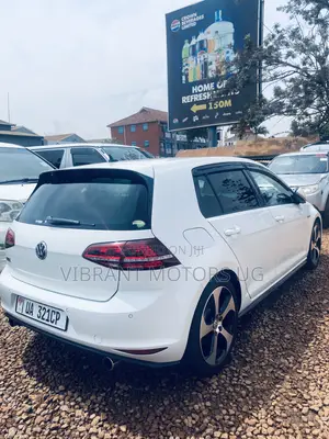 Volkswagen Golf GTI 2014 White