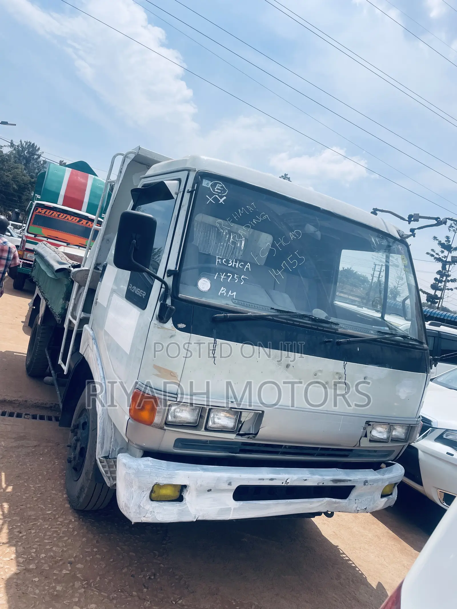 Hino Dumper 4 Lights