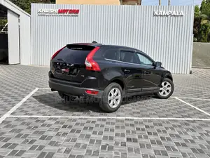 Volvo XC60 2012 Black