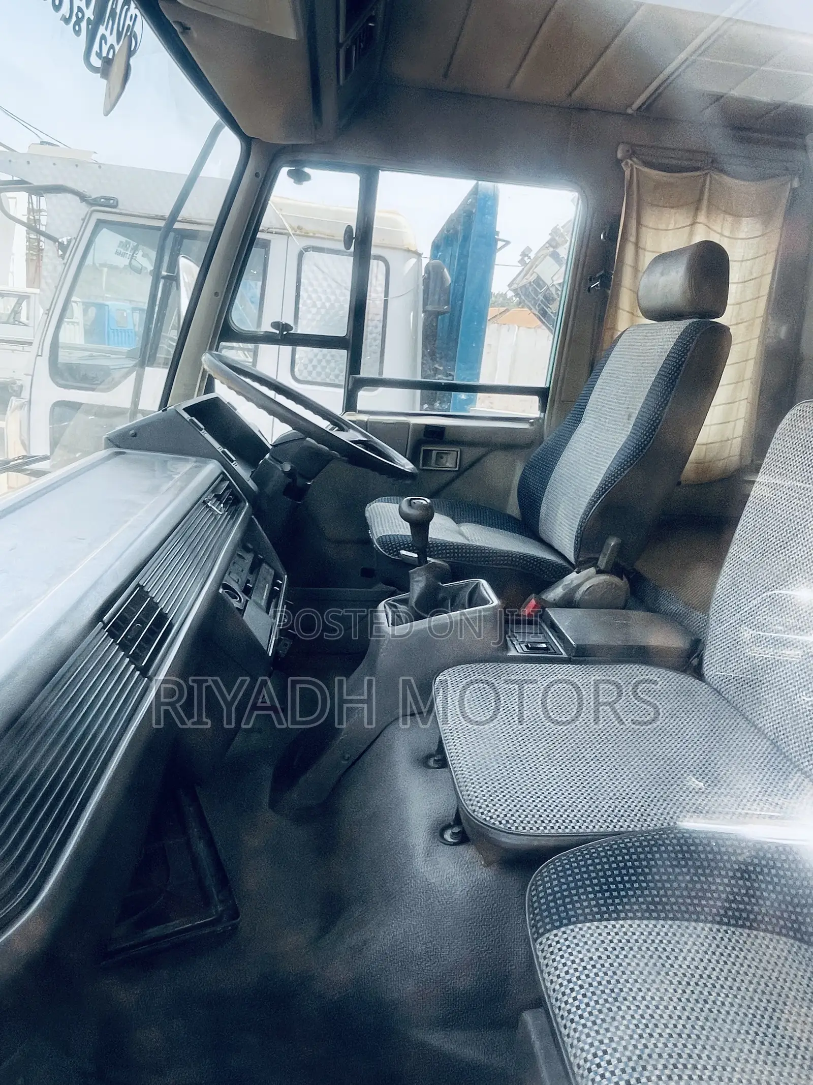 Fuso Dumper Green Color