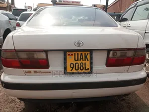 Toyota Corona 1999 Pearl
