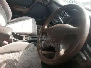 Toyota Corona 1999 Pearl