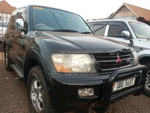 Mitsubishi Pajero 2006 Black