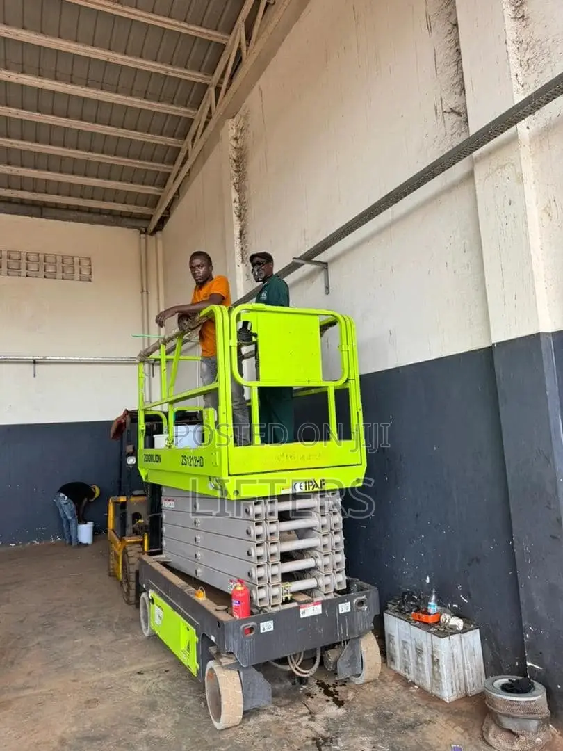 Lifting | Cleaning Services at Height