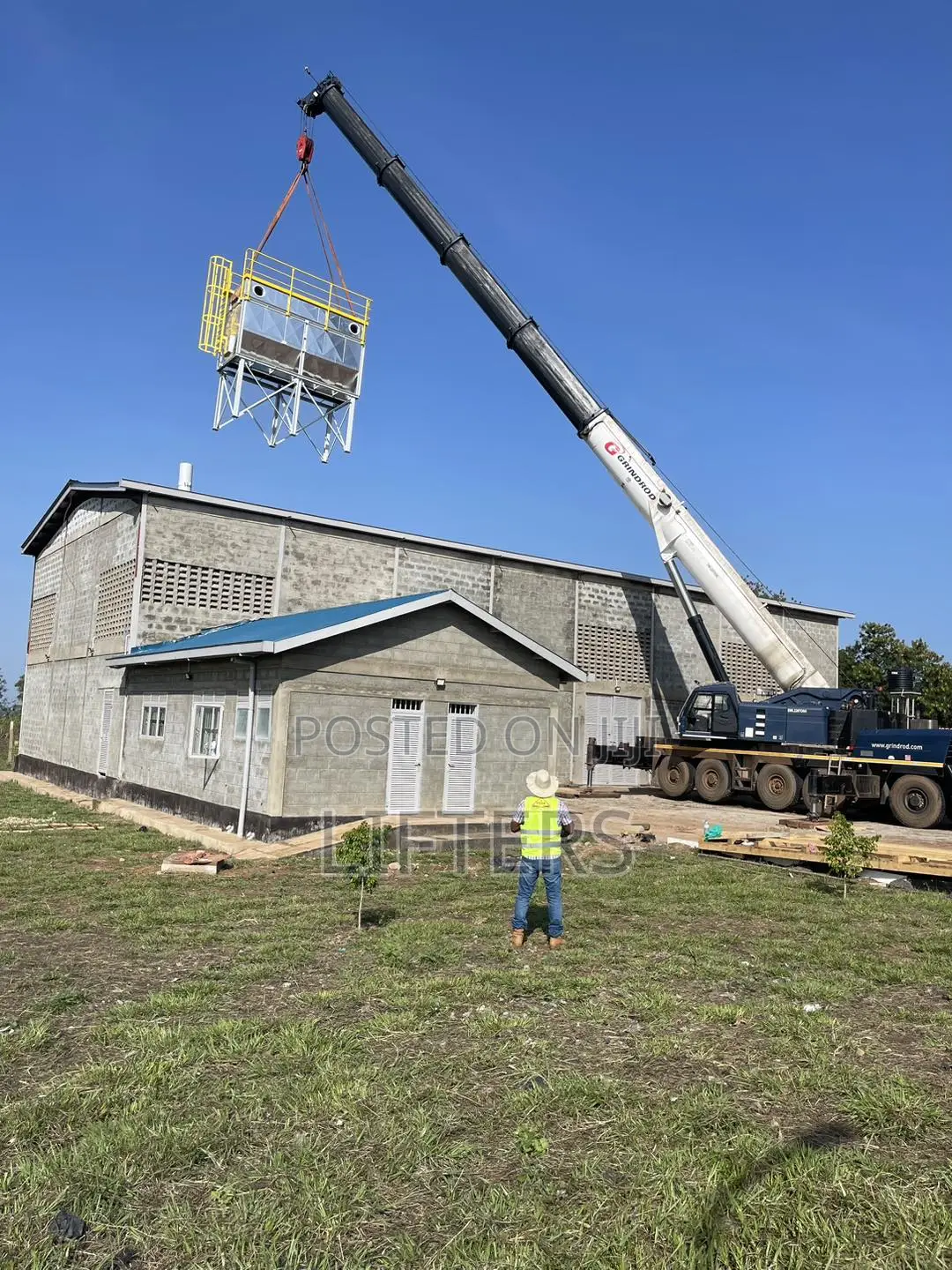 Lifting | Installation Of Galvanized Steel Tanks