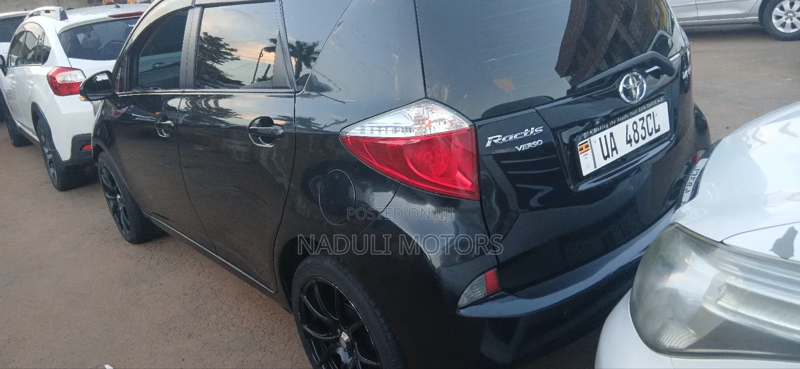 Toyota Ractis 2014 Black