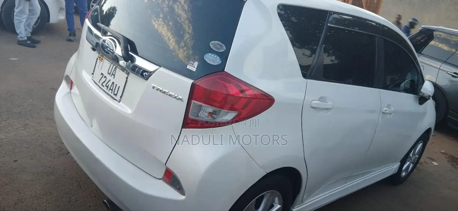 Subaru Trezia 2011 White