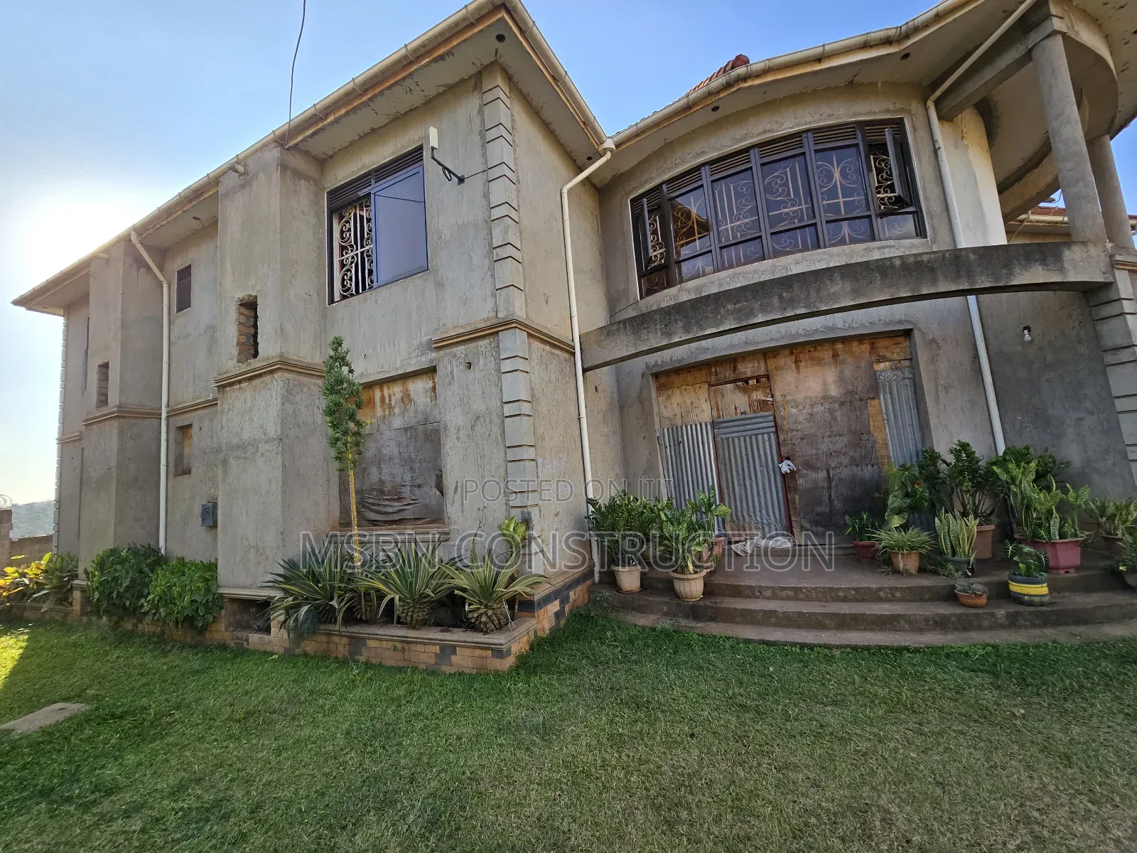 6bdrm Mansion in Najjera, Central Division for sale