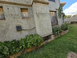 6bdrm Mansion in Najjera, Central Division for sale