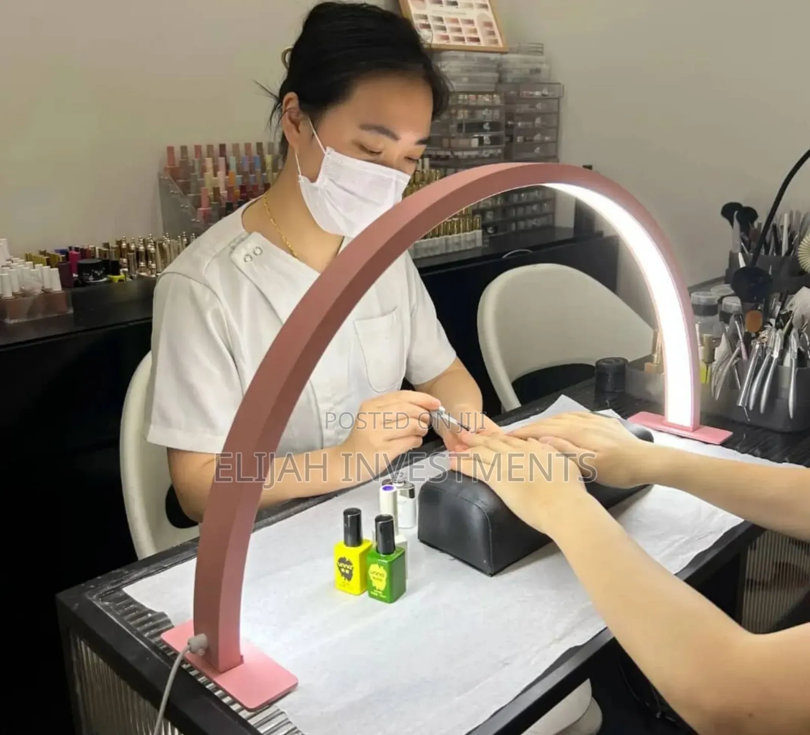 U-Shaped Half-Moon Beauty Salon Desk Lamp