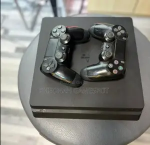 This Ps4 Slim Comes Pre-Loaded With 11 Games 2 Pads
