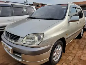 Toyota Raum 1.5 AWD 1998 Silver
