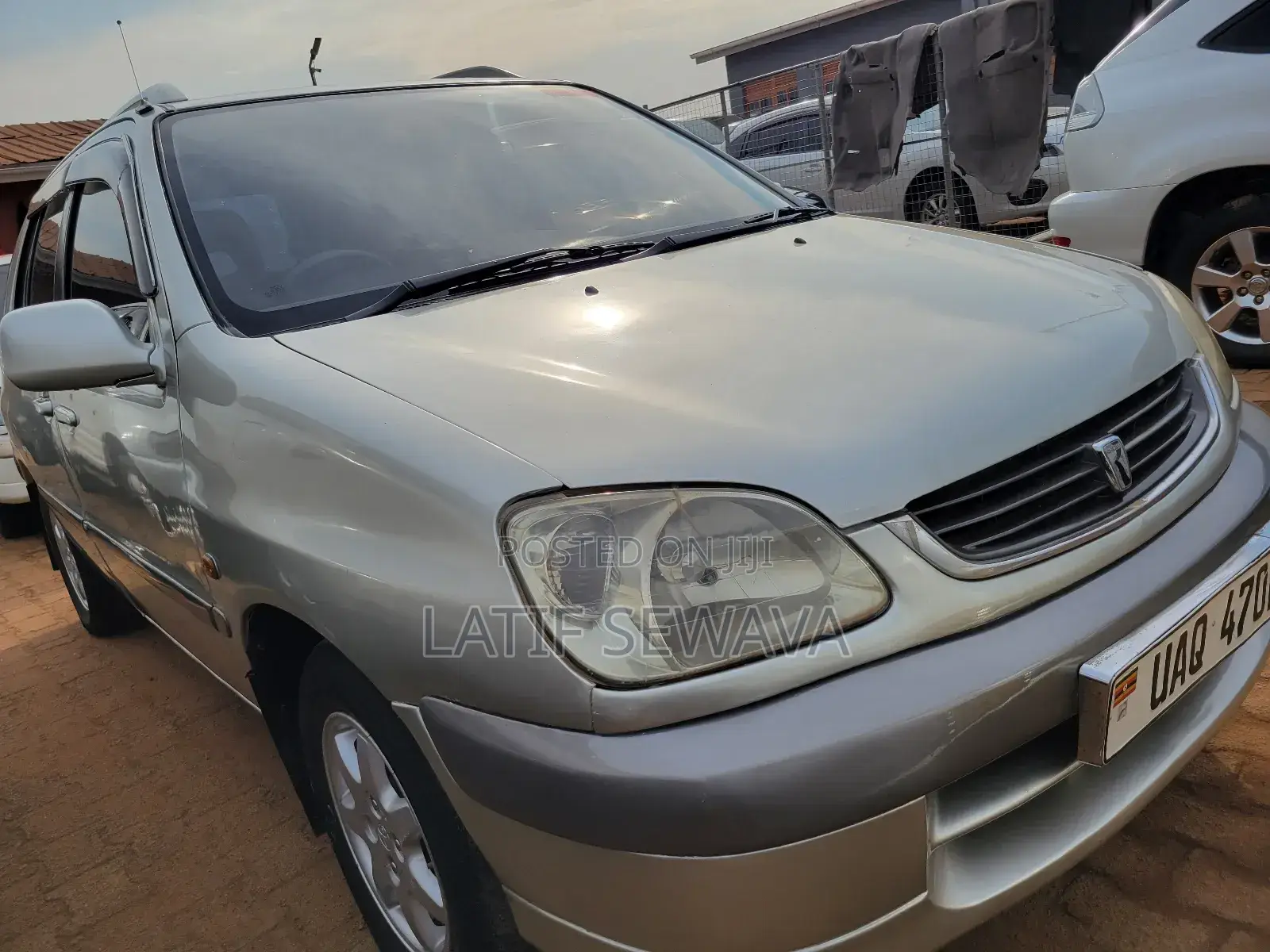 Toyota Raum 1.5 AWD 1998 Silver