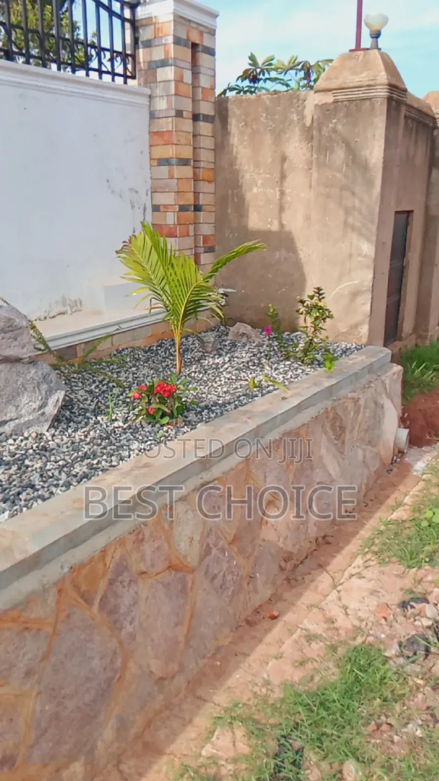 Expert Land Scaping Services Built on Trust Focused on Quality