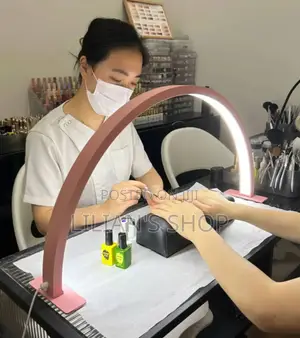 U-Shaped Half-Moon Beauty Salon Desk Lamp