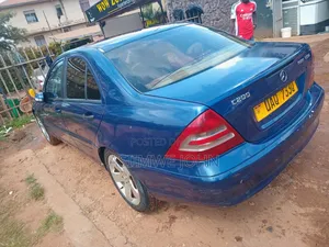 Mercedes-Benz C200 2004 Blue