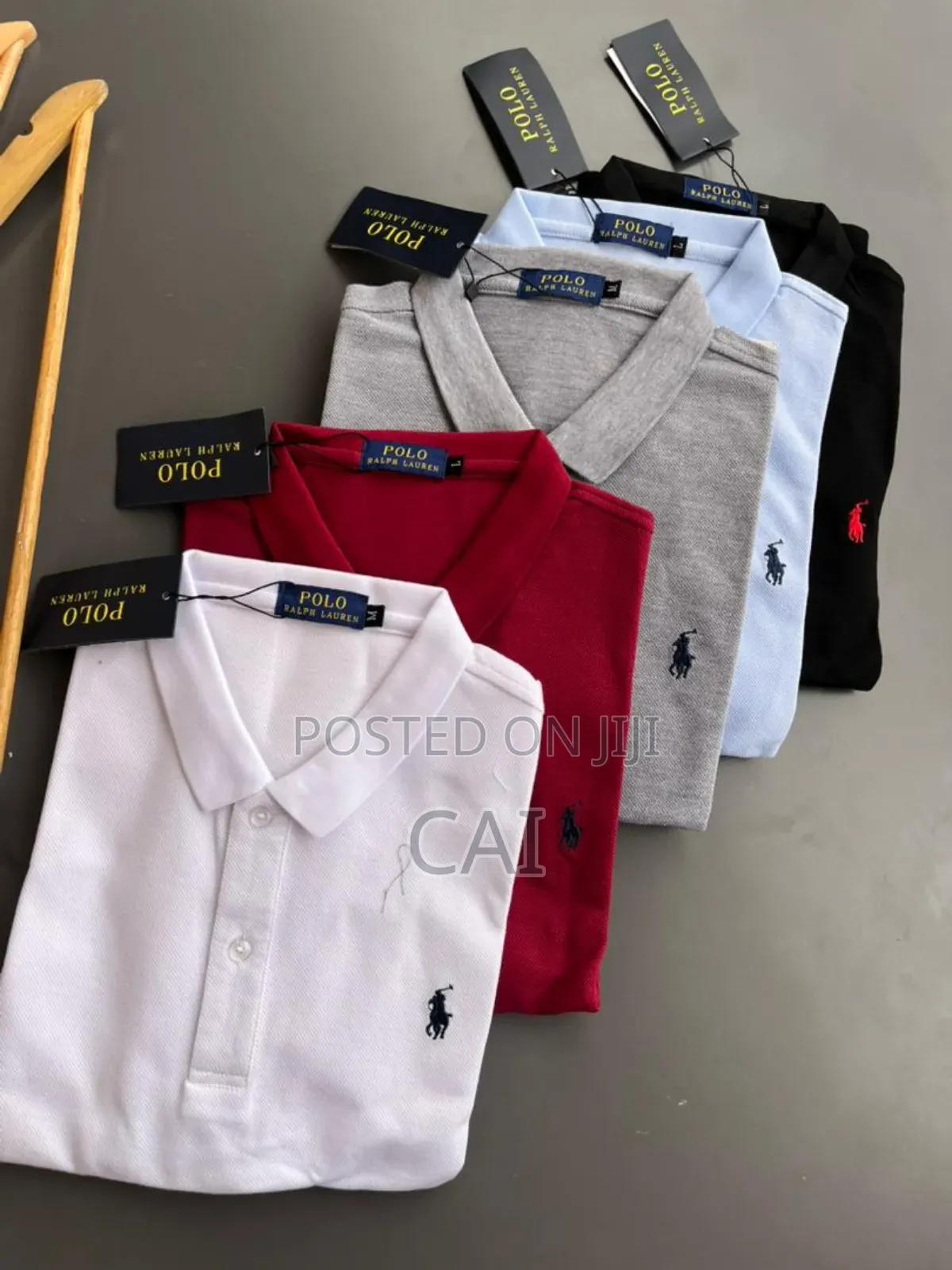 Glowing Polo T-Shirts Polo Ralph Lauren. Collar