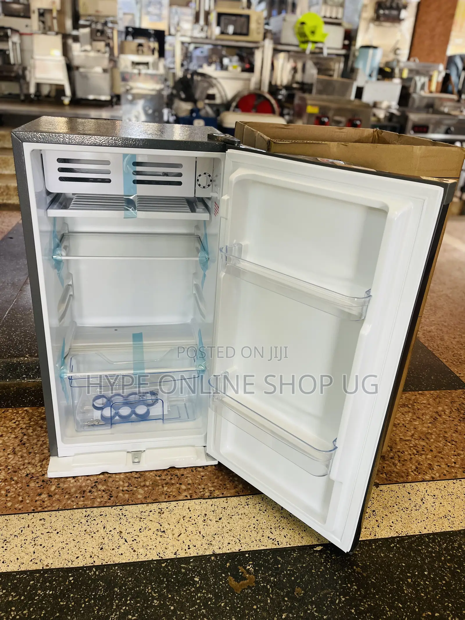 Fast Cooling,3years Warranty,120l Brandnew Fridge