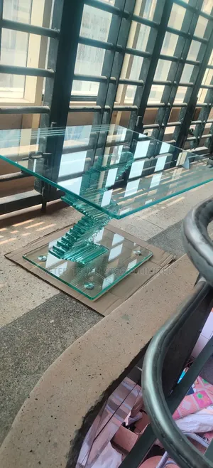 Single Stand Glass Table