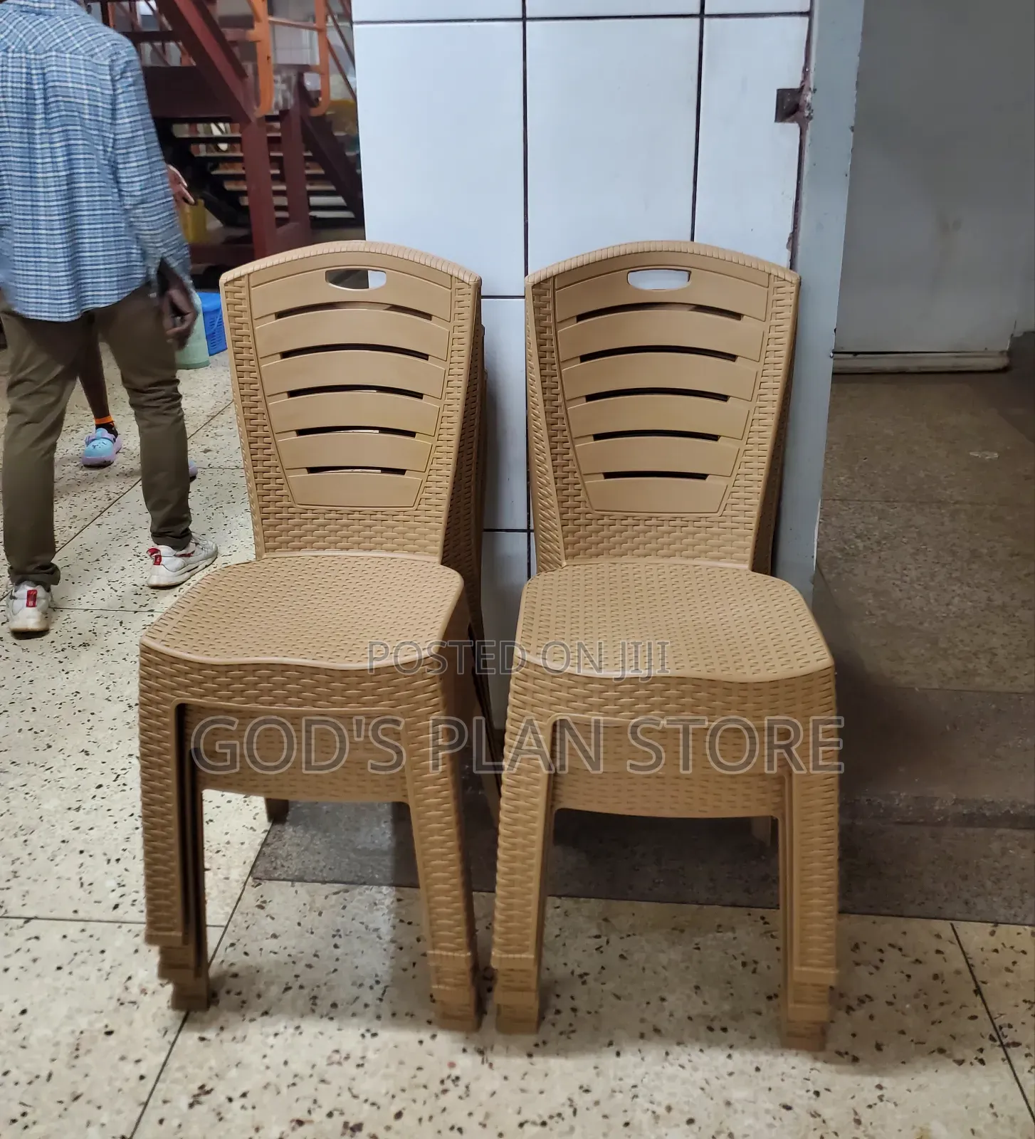 Textured Legs Plastic Chairs Plastic Chairs